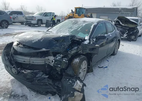 2022 Toyota Camry Le Awd z USA, uszkodzony, nr VIN 4T1C11BK3NU055892